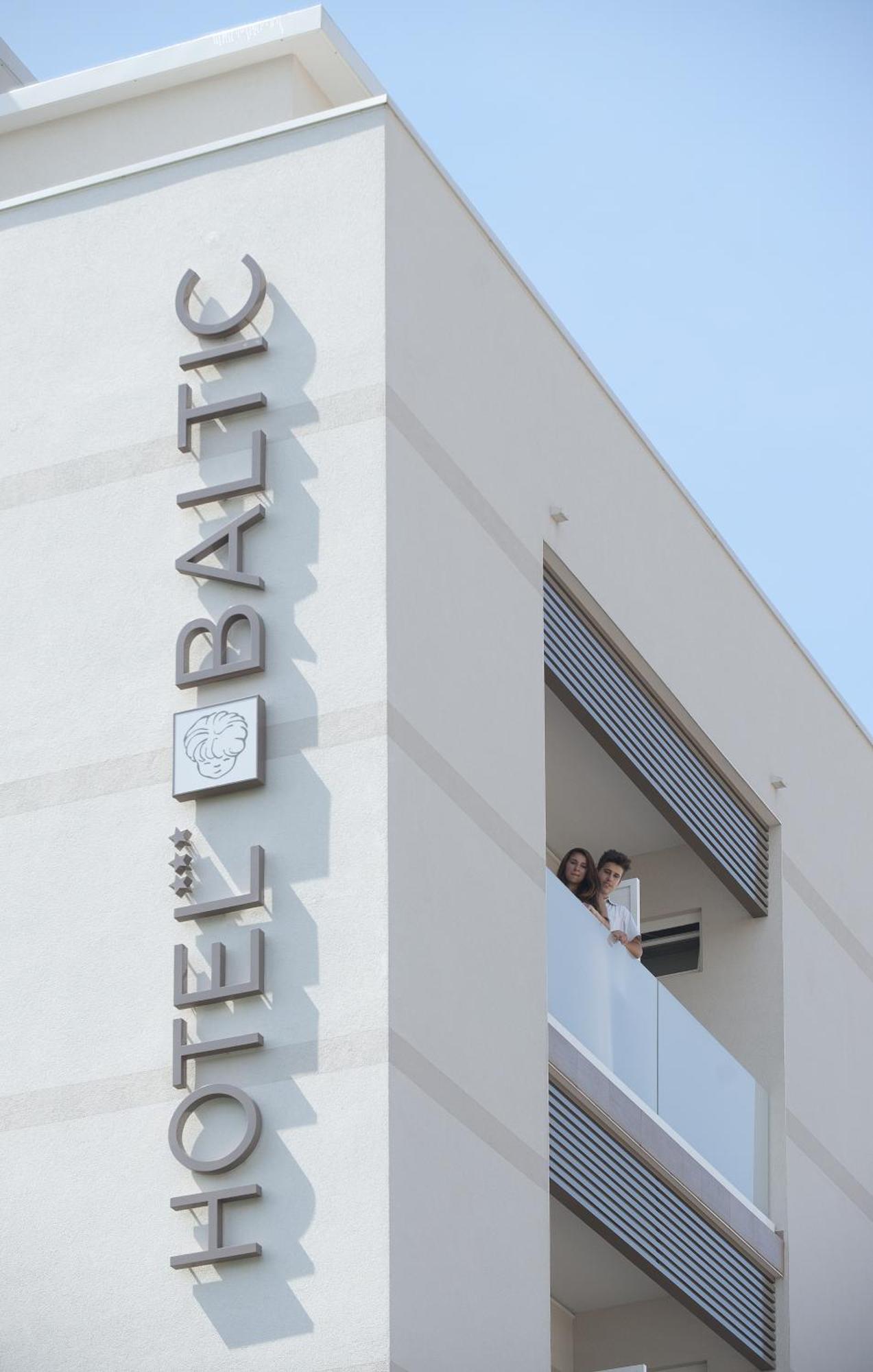 Hotel Baltic ริมินี ภายนอก รูปภาพ